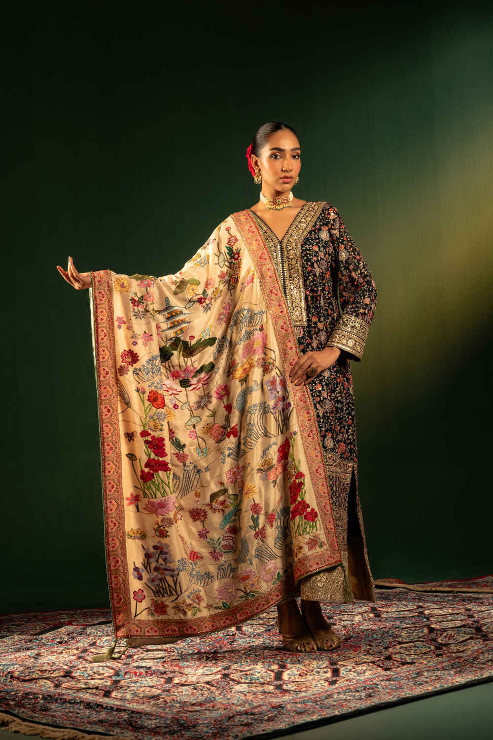 WORK OF WORSHIP SHAWL