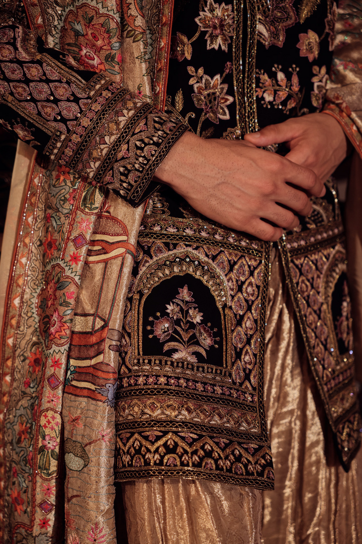 MENS BLACK EMBROIDERED JACKET