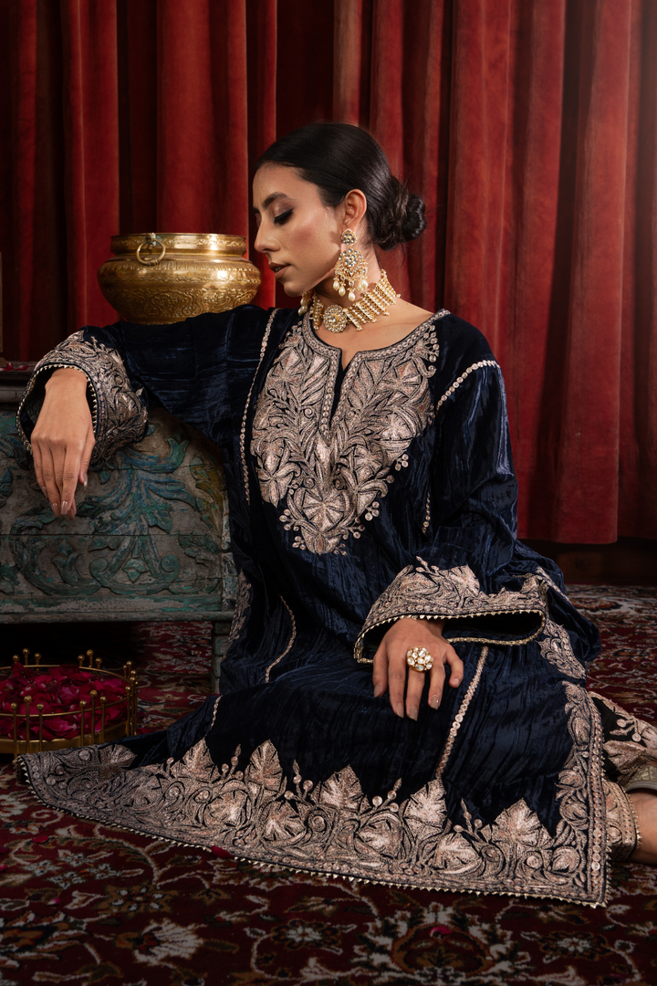 REGAL BLUE TRADITIONAL KASHMIRI PHIRAN