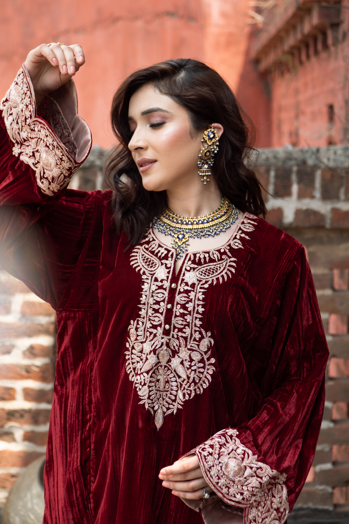 BURGUNDY KASHMIRI PHIRAN