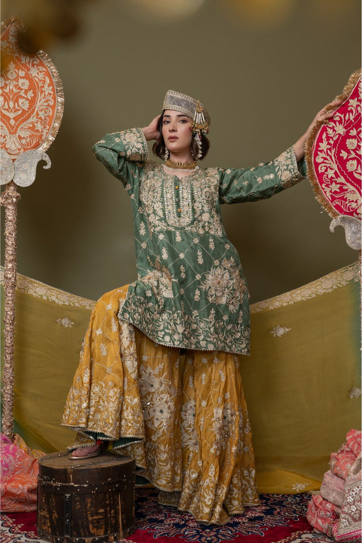 MEHREEN SHARARA SET