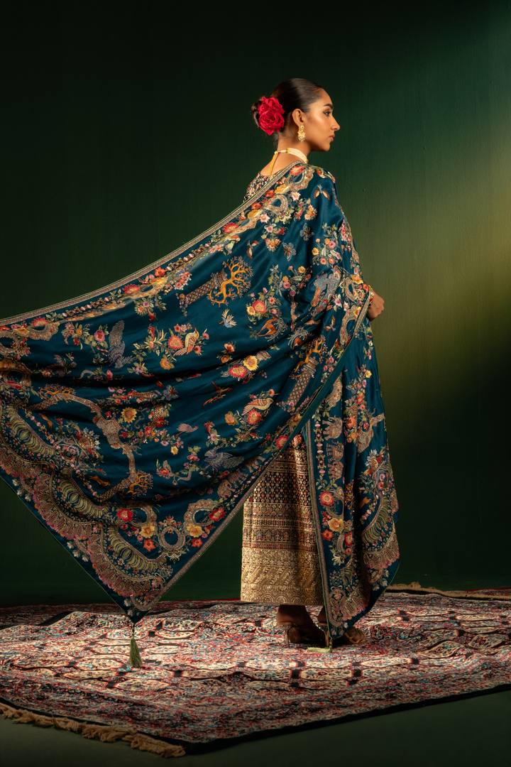 GARDEN OF LOVE SHAWL