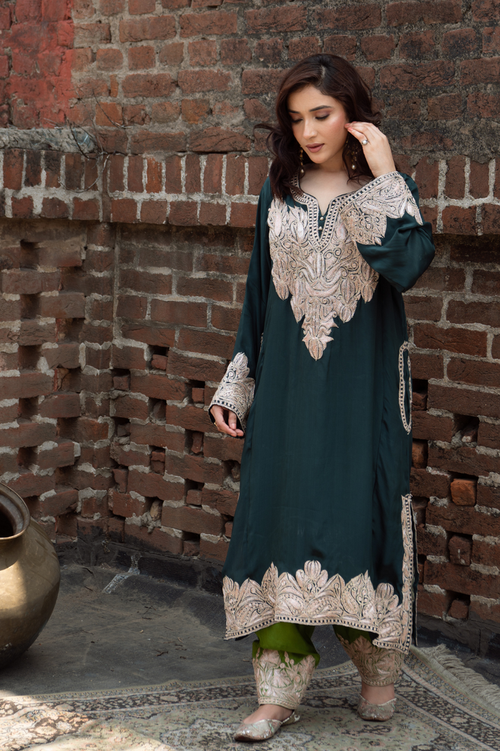 STARDUST GREEN EMBROIDERED  TRADITIONAL KASHMIRI PHIRAN