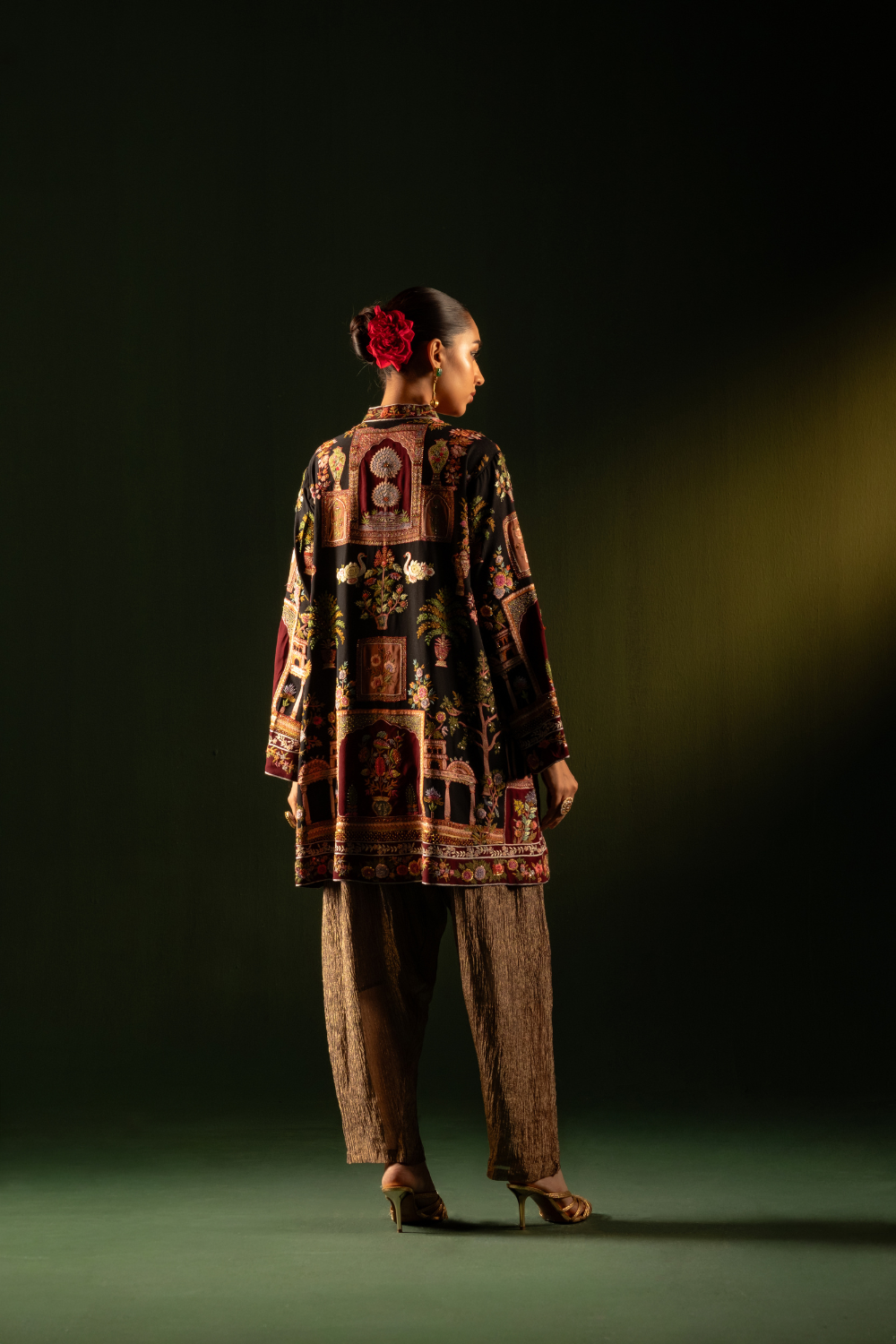 DOVE SERIES PATCH JACKET