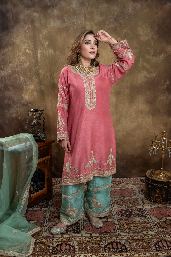 PEACH PEACOCK SUIT