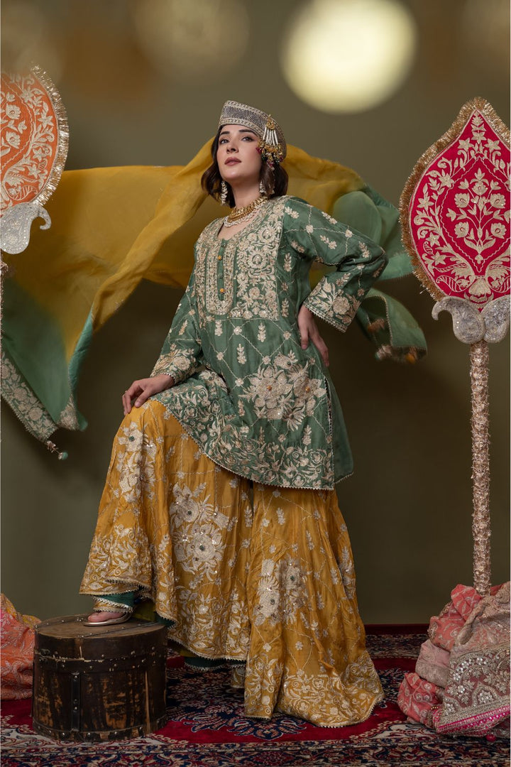 MEHREEN SHARARA SET