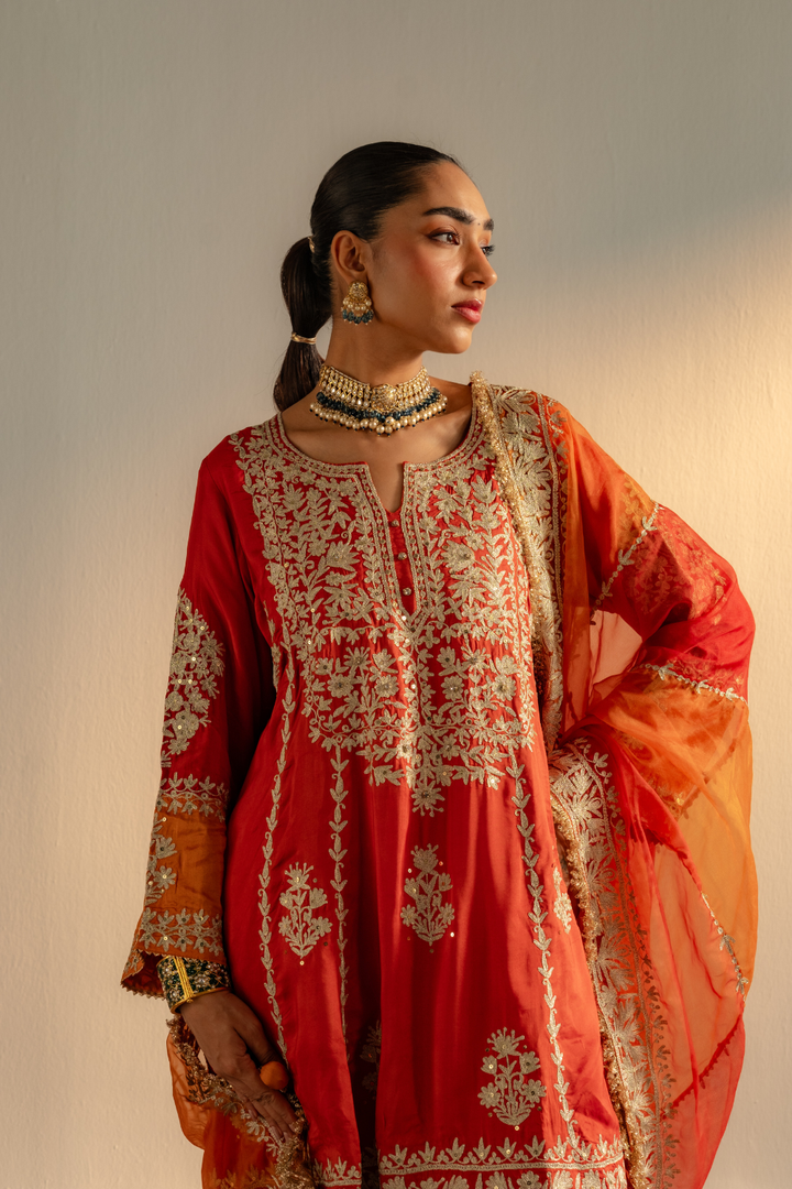 KESARI TILLA CHOGA SET