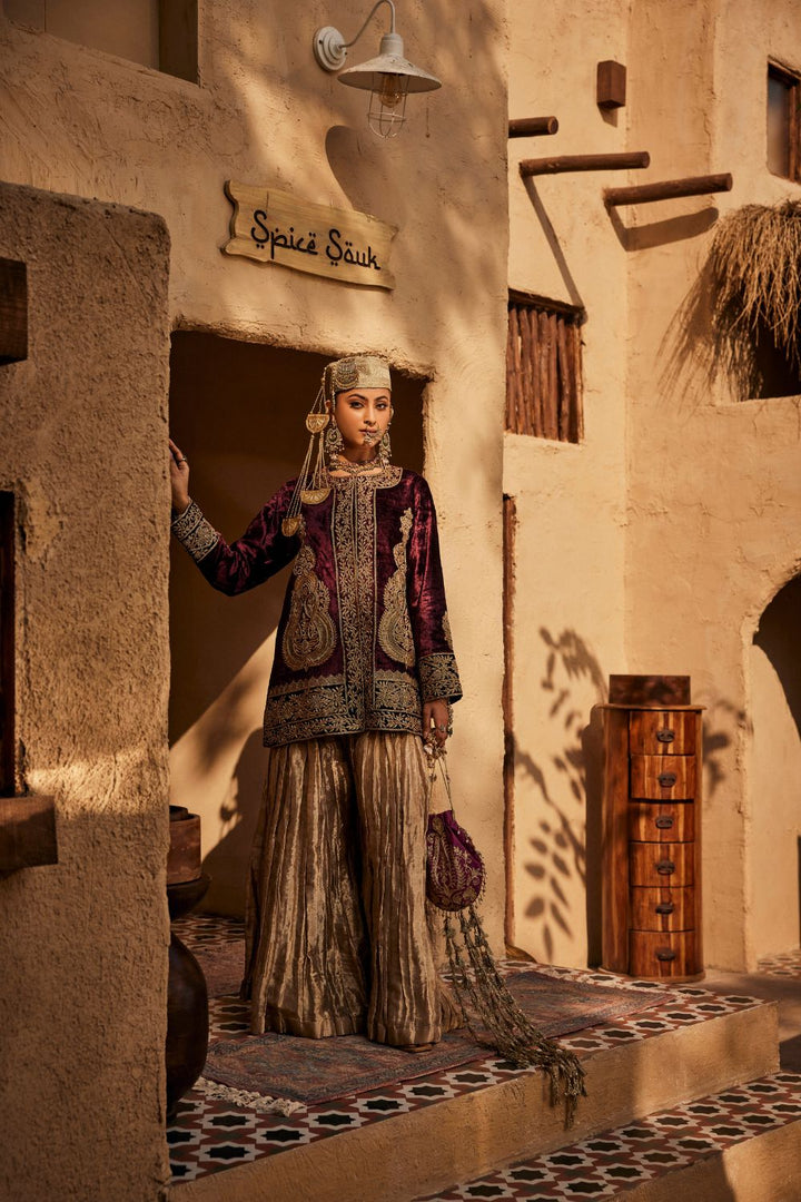 ZEENAT SHANEEL ZARDOZI JACKET