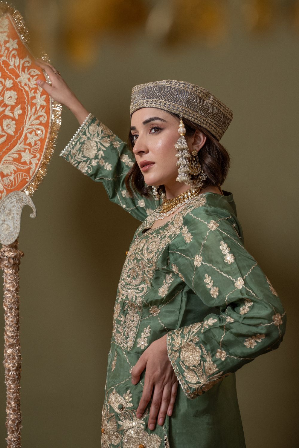 MEHREEN SHARARA SET