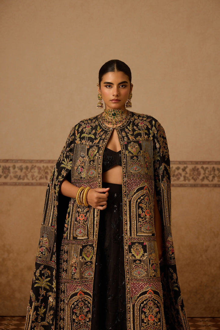 HUMA LONG CAPE SET