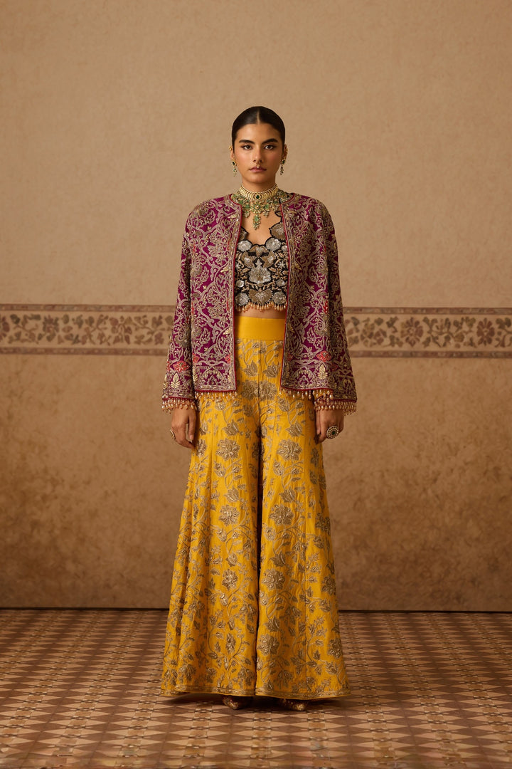 AMIRA SHORT JACKET SET