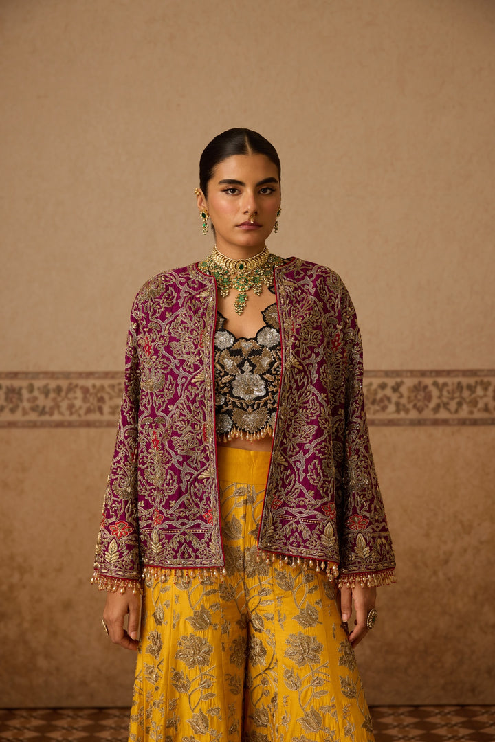 AMIRA SHORT JACKET SET