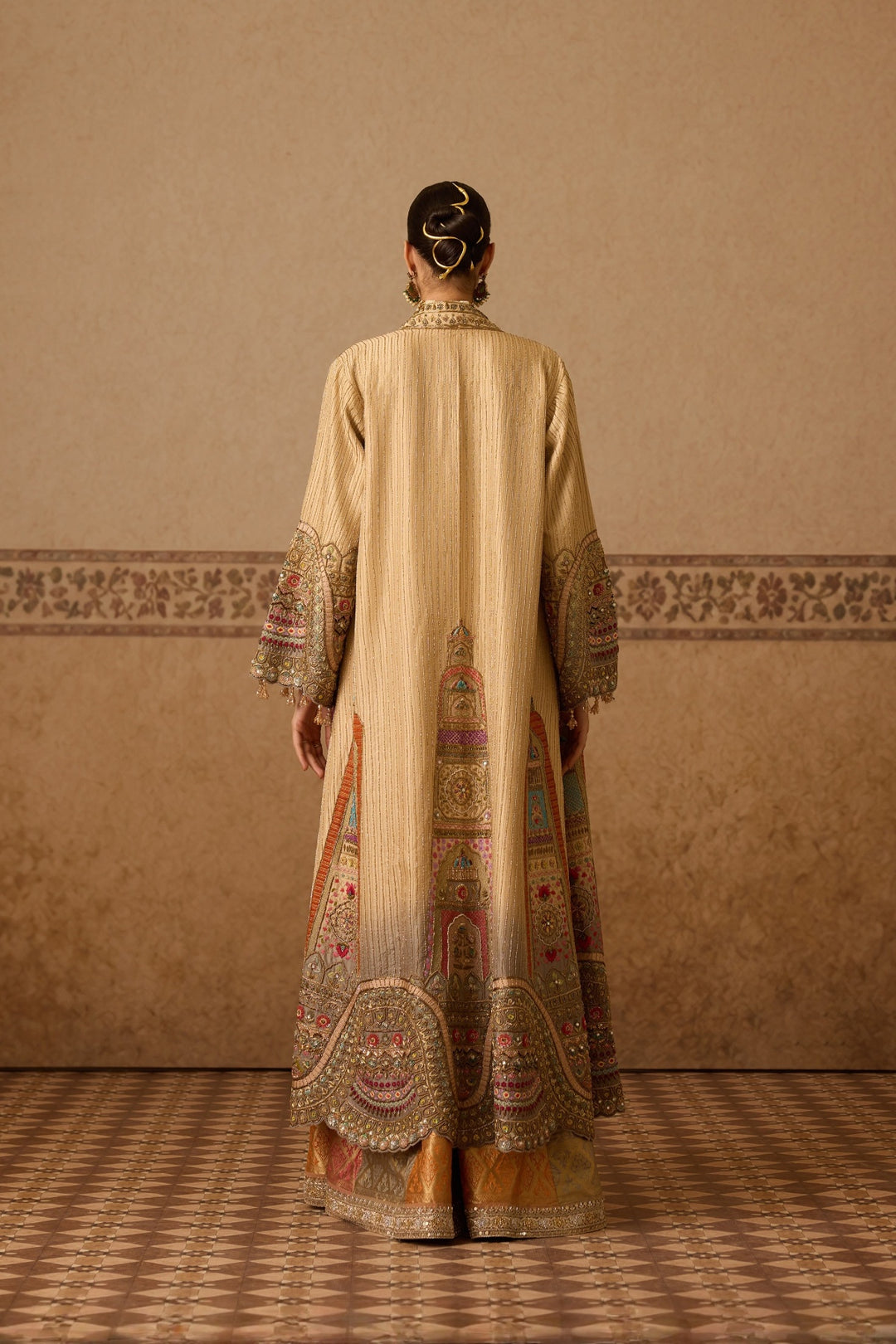 LONG JACKET GHARARA SET