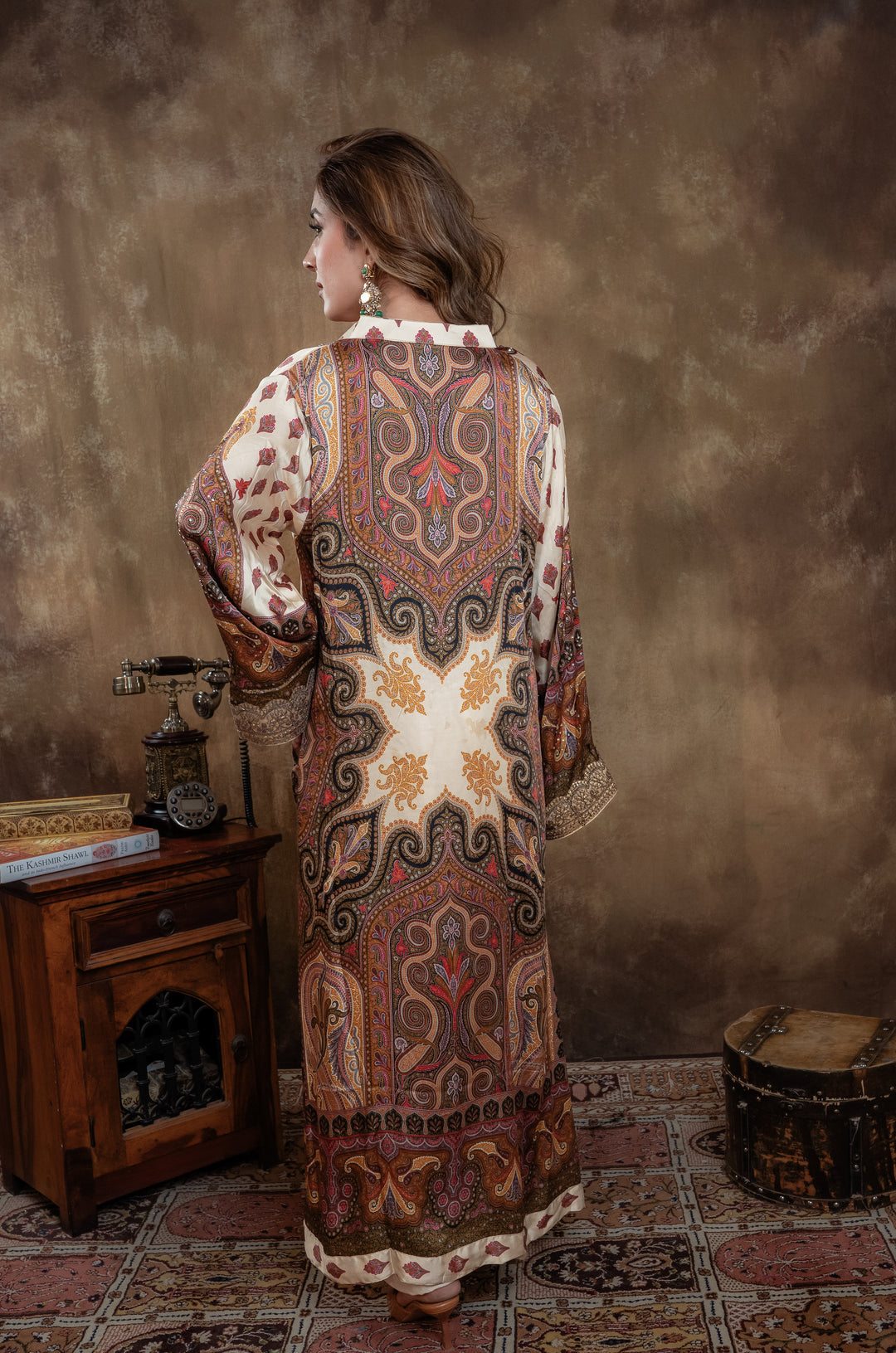 CRÈME WHITE  KALAMKARI SET