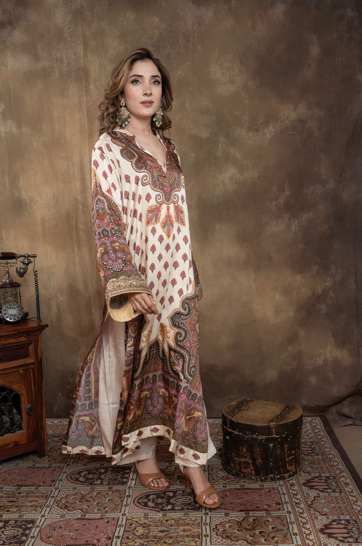 CRÈME WHITE  KALAMKARI SET