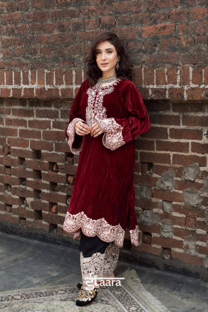 MAROON KASHMIRI PHIRAN SET